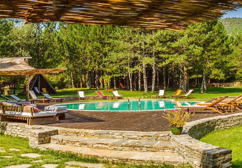 Басейнът на Омая